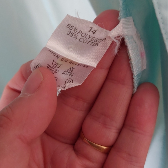 Ladies Shirt - Picture 3 of 3